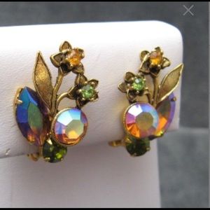 Vintage Rhinestone Flower Earrings